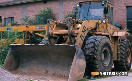 Shitbrix_-_the_digger