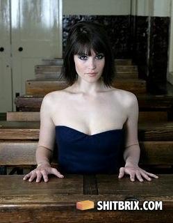 Gemma-arterton-pic